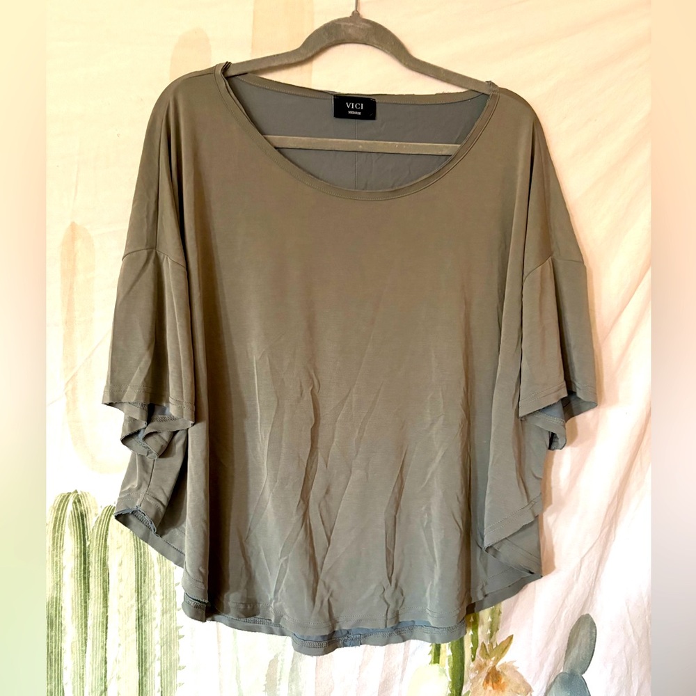 Women’s Vici Super Soft Flow Top 🌵Medium